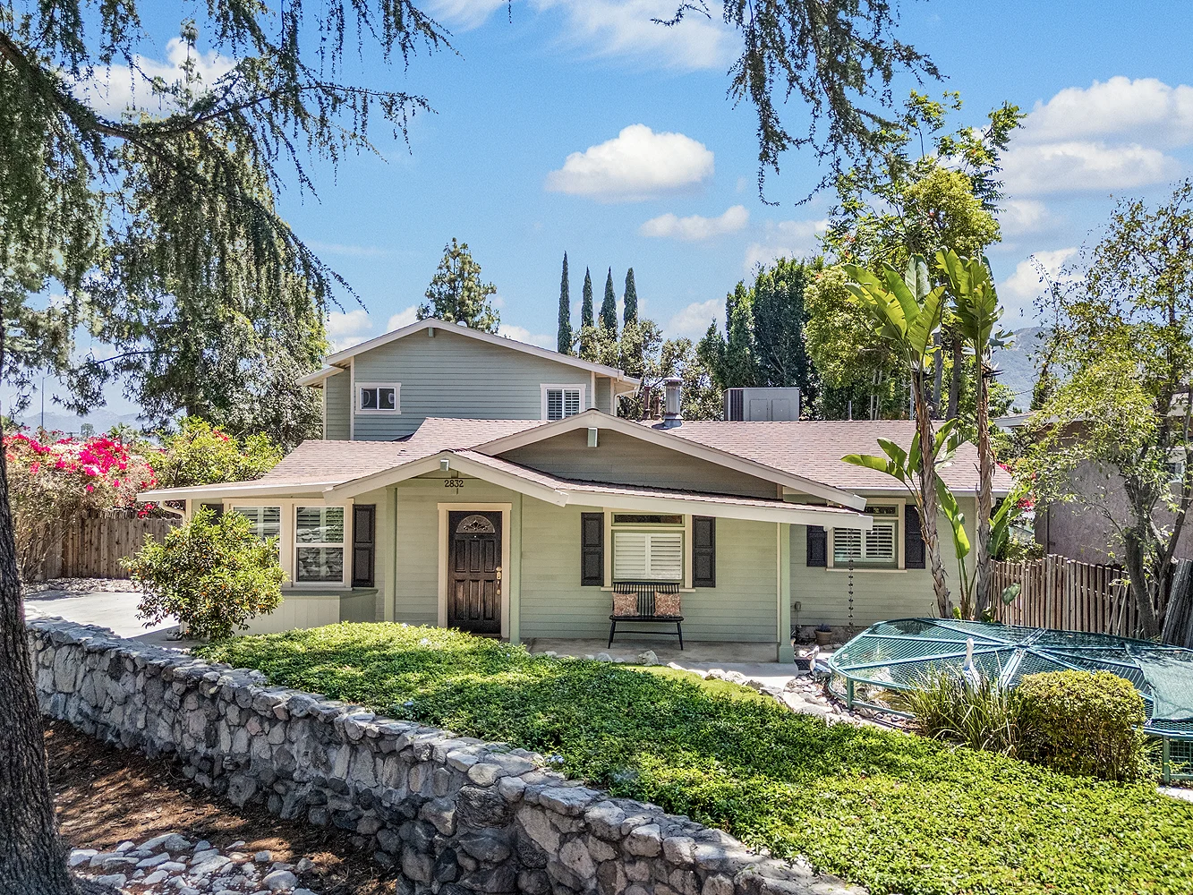 2832 Mayfield Ave 001-mls